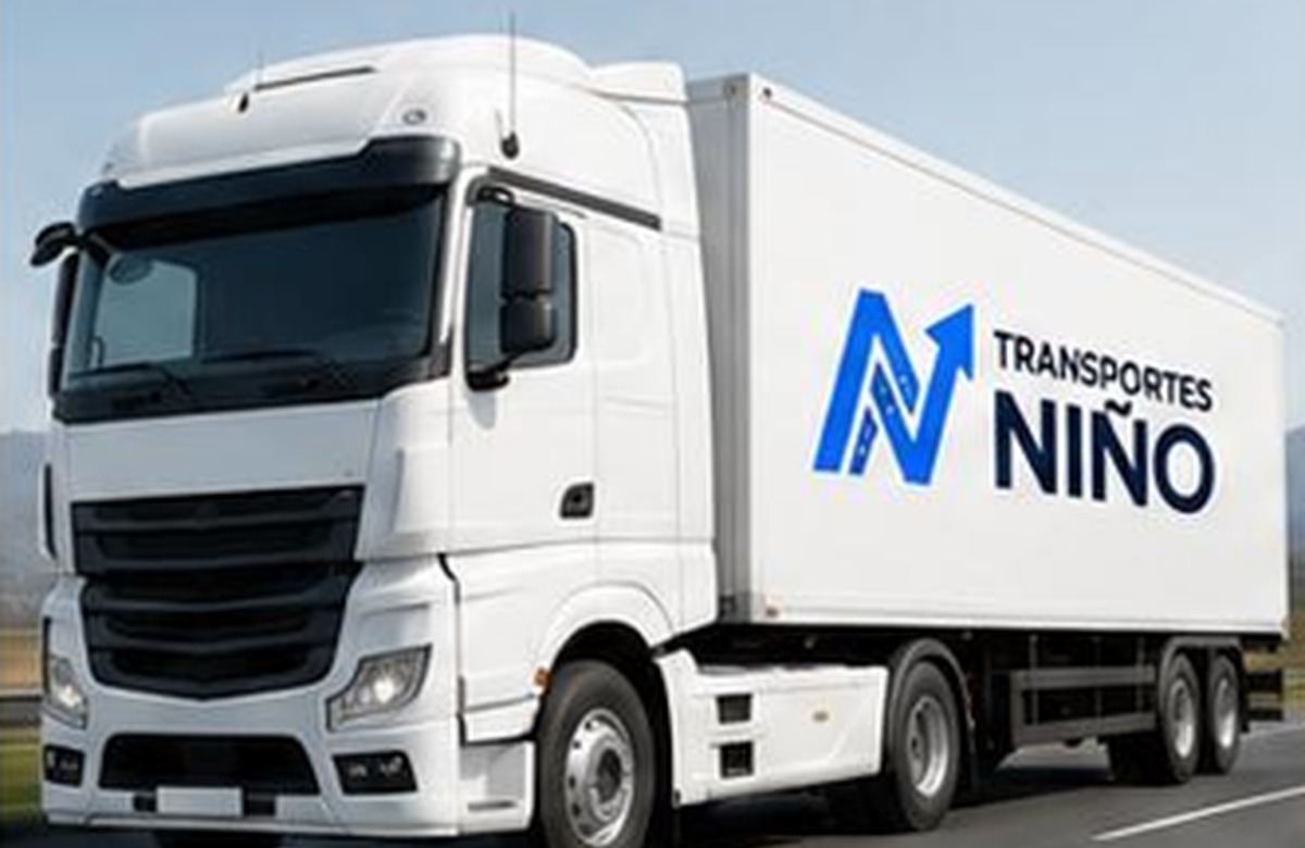 Camión Transportes Niño en ruta